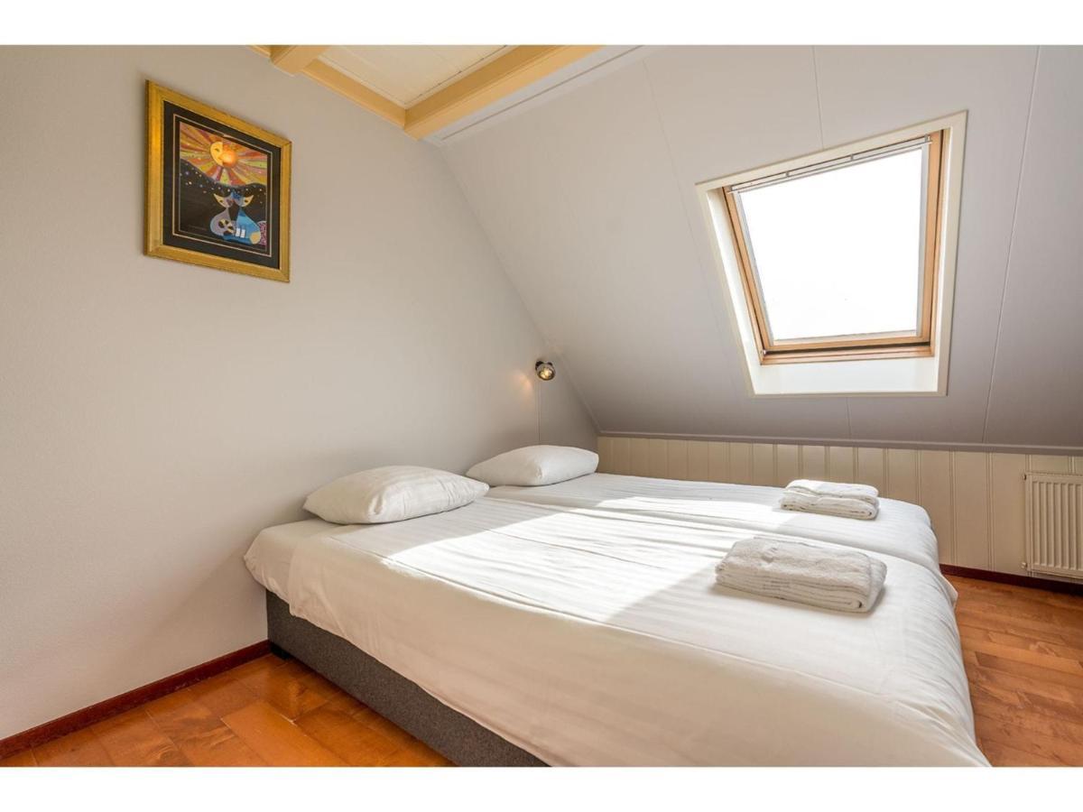 Charming Holiday Home In Texel Near Sea Oost  Buitenkant foto